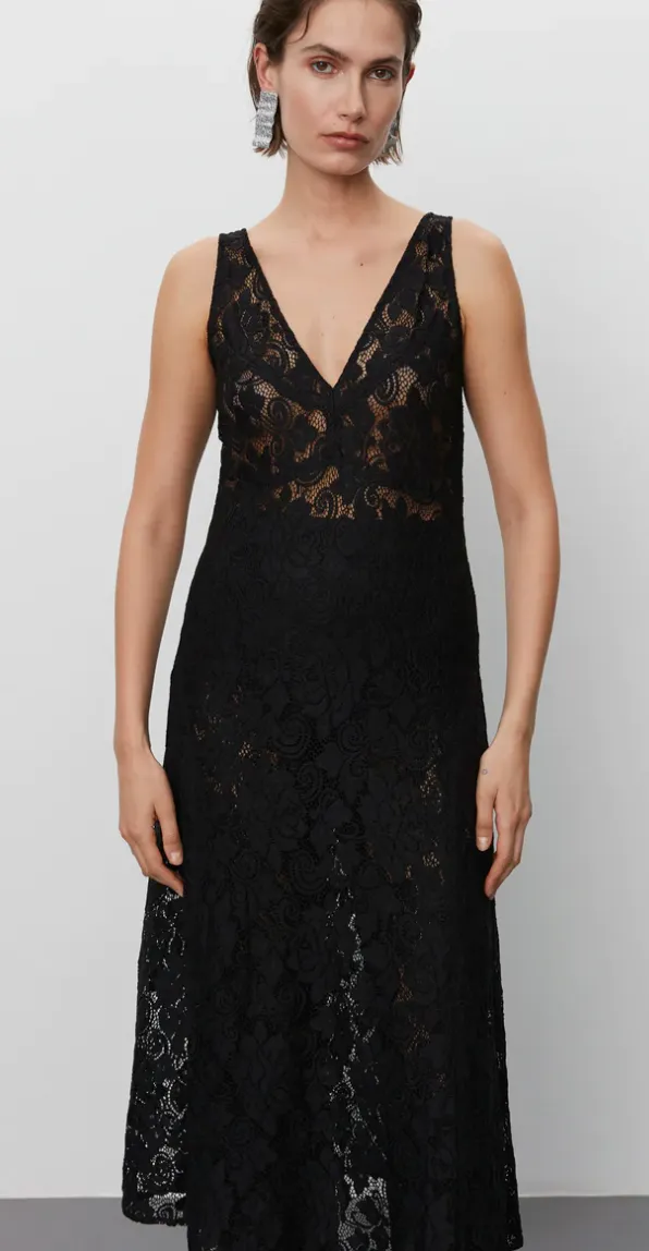 Tracy Dress Delicate Lace