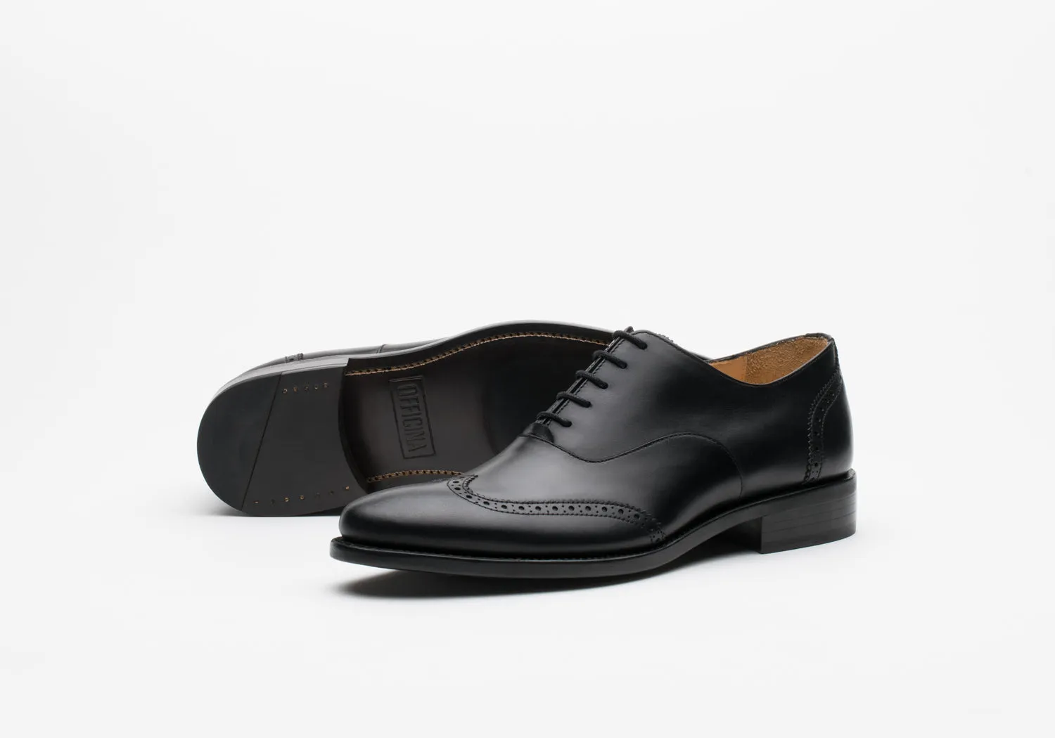 Wingtip Oxford Black